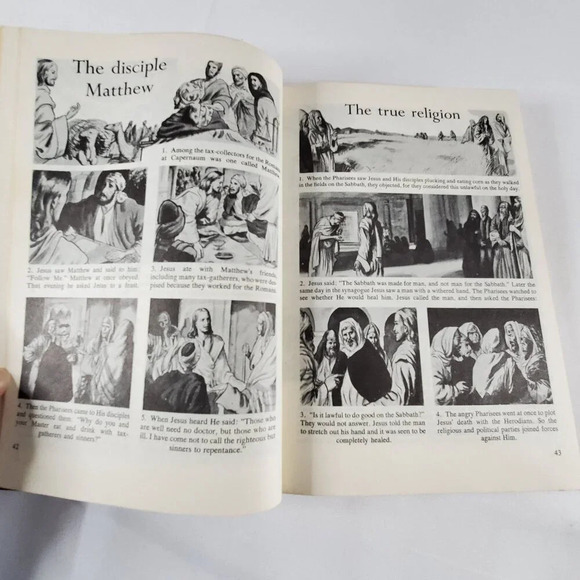 The Bible in Pictures Edited by Rev. Ralph Kirby Hardcover 1952 illustrated - Picture 15 of 16